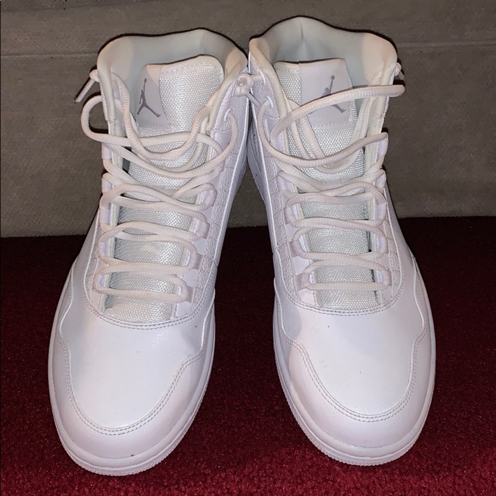 Jordan Executive Sneaker-White